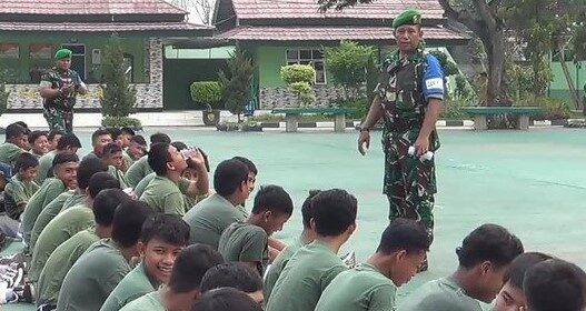 pendidikan-di-barak-militer