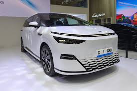 ilustrasi mobil listrik