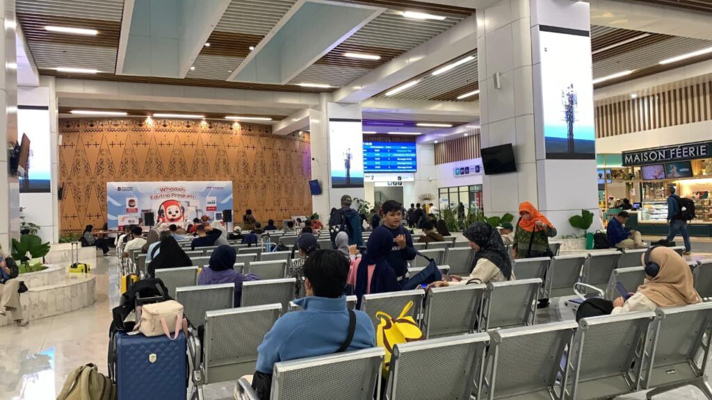 Menyambut momentum libur nasional Isra Miraj 2026, PT Kereta Cepat Indonesia China (KCIC) menghadirkan promo tarif khusus Kereta Cepat Whoosh bagi masyarakat.