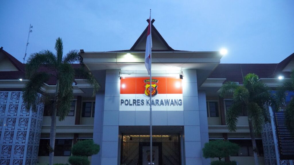 Polres Karawang mengamankan terduga pengambil narkoba jenis sabu di Telukjambe Timur