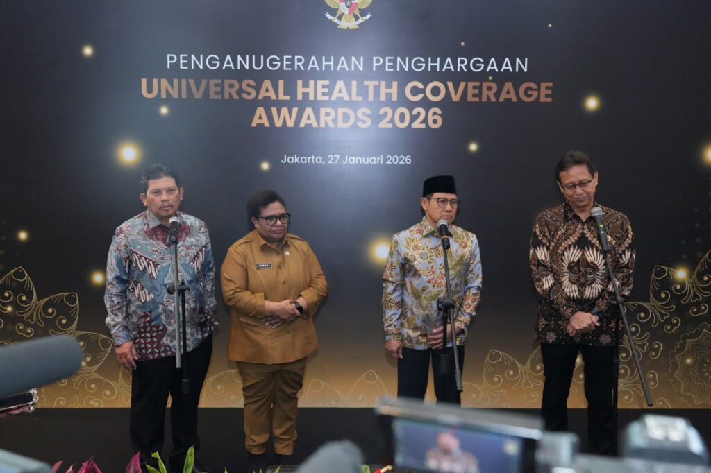 Direktur Utama BPJS Kesehatan, Ghufron Mukti, menegaskan bahwa capaian Universal Health Coverage yang diraih Indonesia hingga saat ini tidak terlepas dari sinergi antara pemerintah pusat dan pemerintah daerah.