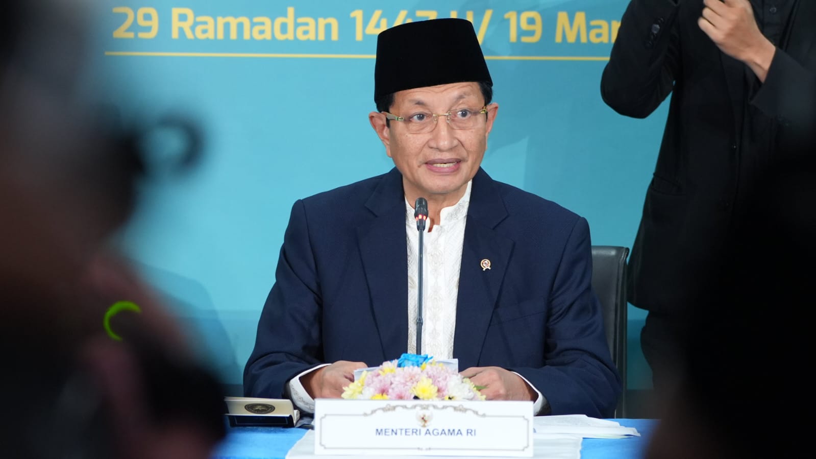 Sidang isbat dipimpin langsung oleh Menteri Agama Nasaruddin Umar di kantor layanan Kementerian Agama