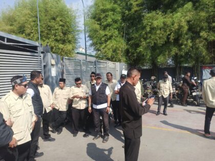 PT Multi Indo Mandiri tolak kunjungan kerja resmi Kades Sumurkondang Karawang. Kuasa hukum desa ancam somasi dan lapor Bupati hingga Gubernur Jabar.