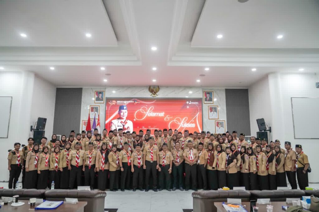 Usung Visi Pramuka Karawang Maju, Aang Siapkan Agenda Agustus 1 Sekda Karawang Asep Aang Rahmatullah terpilih Ketua Kwarcab Pramuka 2026-2031 menggantikan Bupati Aep Syaepuloh, usung visi Pramuka Karawang Maju.