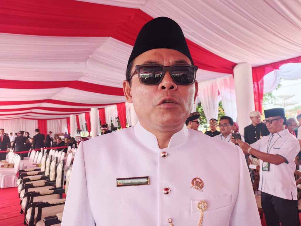 Ketua DPRD Karawang Endang Sodikin ajak masyarakat perkuat persatuan, toleransi, dan pelayanan publik adaptif di Hari Jadi ke-393 Kabupaten Karawang.